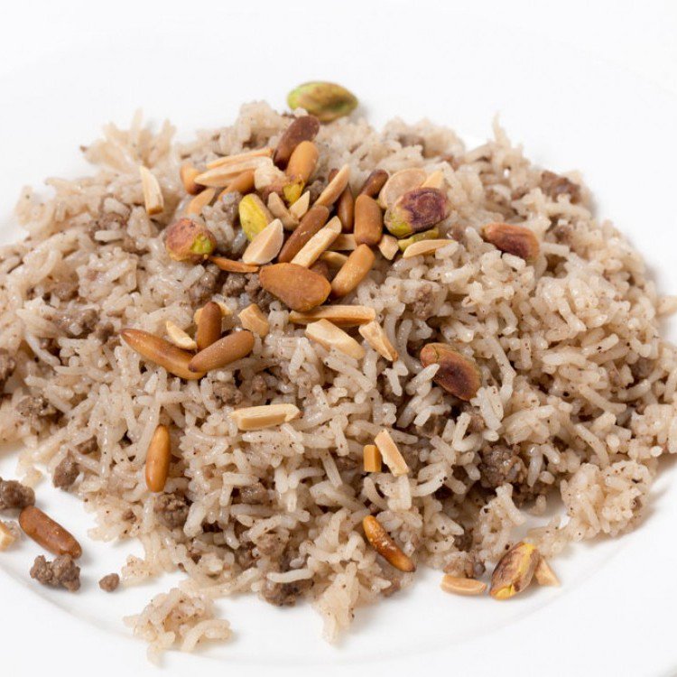 طريقة تحضير الرز مع لحمة مفرومة وقلوبات